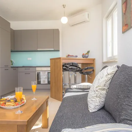 Fabijan Apartamento *