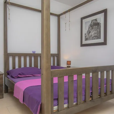 Apartman Fabijan Rogoznica